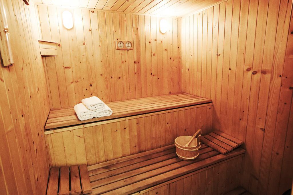 Hotel Dukat Бяла-Подляска Экстерьер фото